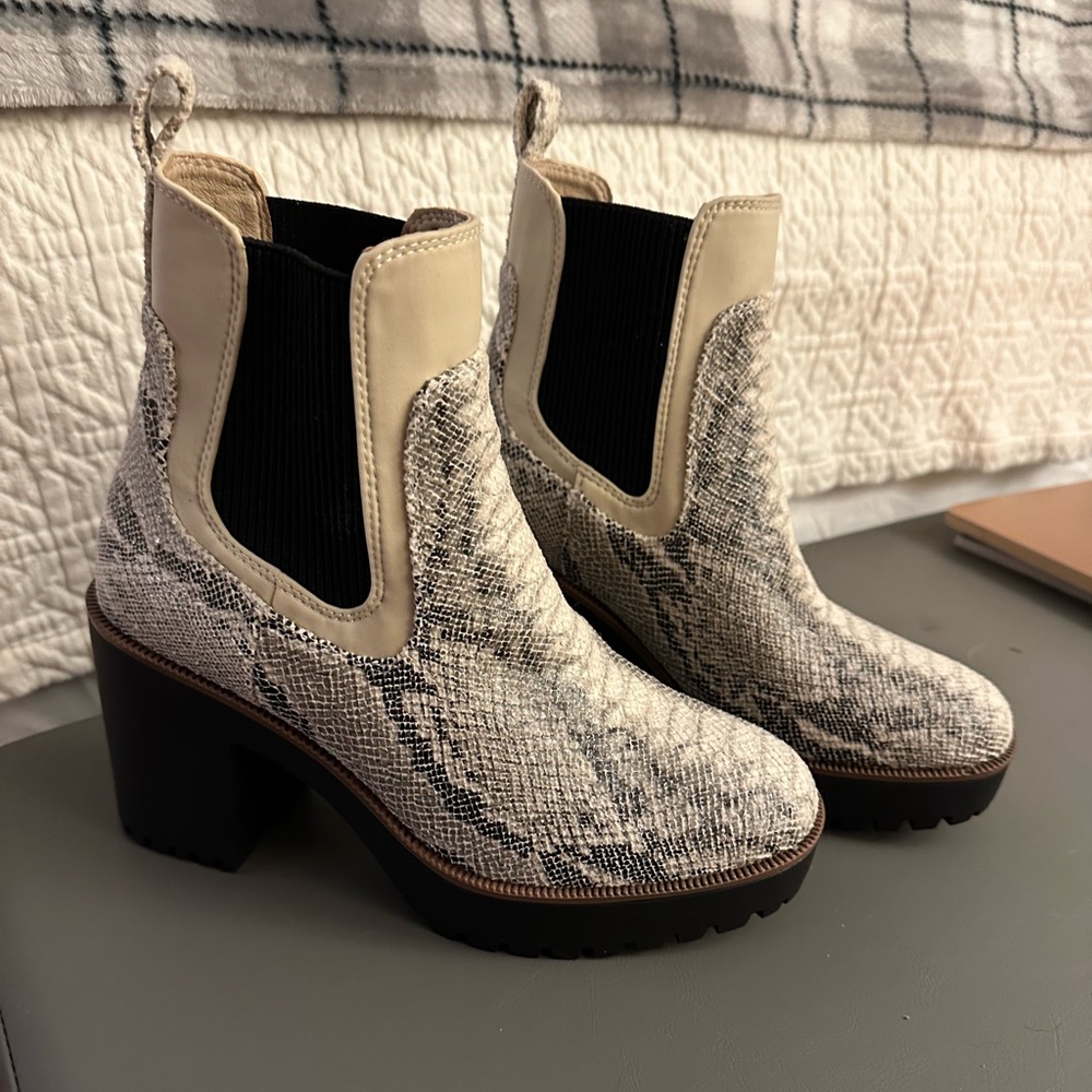 NEW snake skin chelsea boot